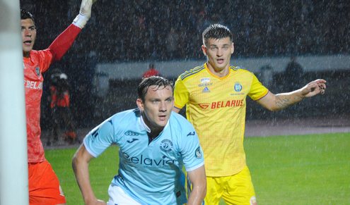 ЧБ-2019. Динамо Бр - БАТЭ - 1:1. Гордейчук и Драгун. Фото - Эдуарда Белемука