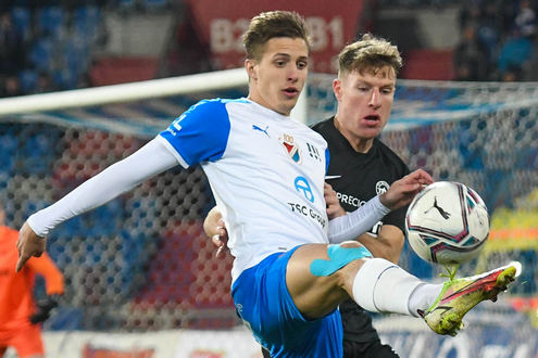 Артем Концевой. Фото ФК "Баник"