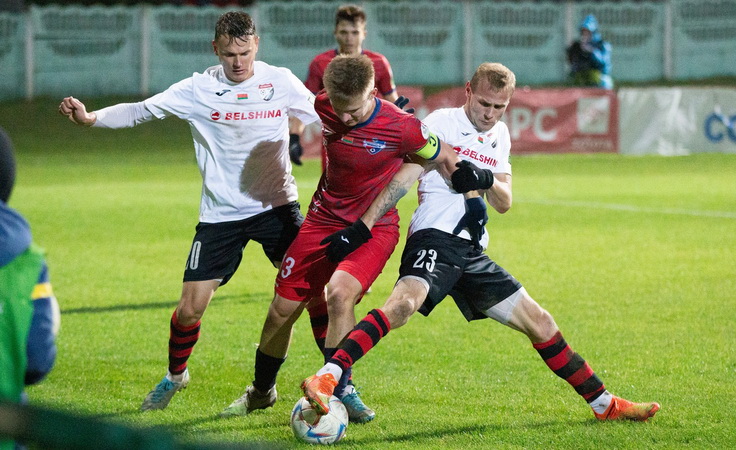 Минск - Белшина. Иван Юрин, Даниил Душевский и Михаил Колядко. Фото ФК "Минск"