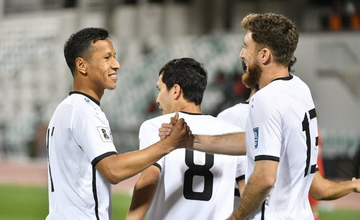 Бобир Абдихоликов, сборная Узбекистана