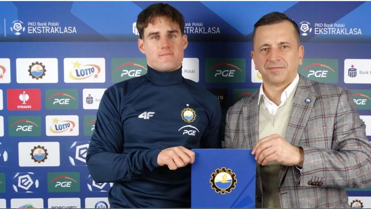 Илья  Шкурин