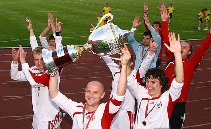 "Нафтан" - обладатель Кубка Беларуси (2009). Фото esport.by
