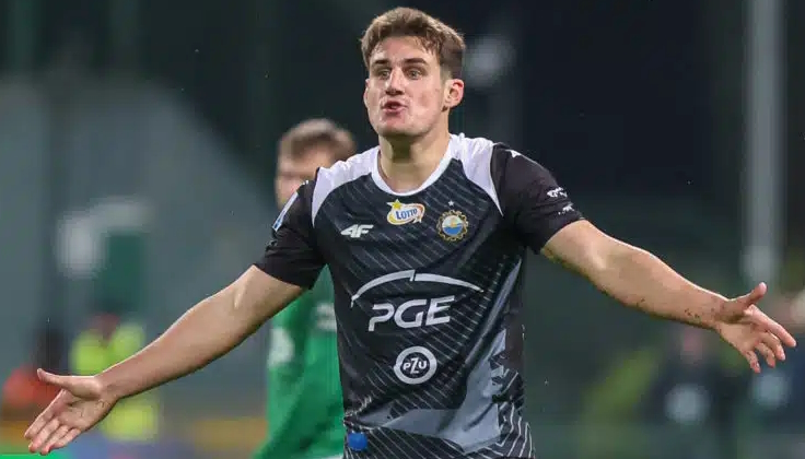 Илья Шкурин