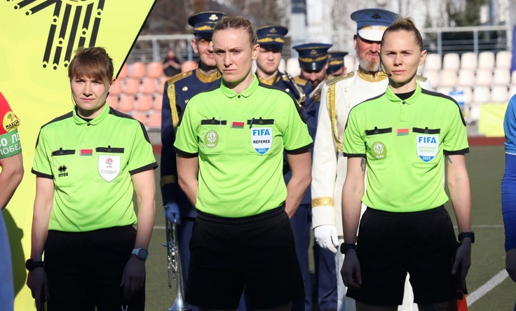 Алеся Гутник, Ольга Блоцкая, Анастасия Данченко. Фото ФК Волна