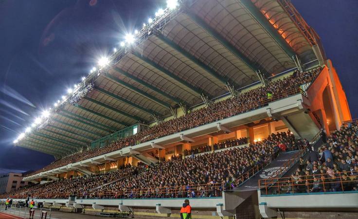 Брест идет на взлет. Как "Динамо", "Славия" и 10 тысяч болельщиков устроили шоу, аншлаг и смену лидера в чемпионате