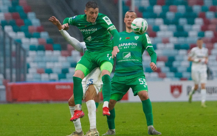 Динамо (Минск) - Молодечно. Артур Кац и Илья Удодов. Фото ФК "Молодечно"