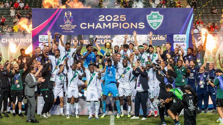 Саудовская Аравия. В финале Суперкубка "Аль-Наср" с Криштиану Роналду, Жуаном Феликсом и Команом уступил "Аль-Ахли" с Менди, Махрезом и Тоуни