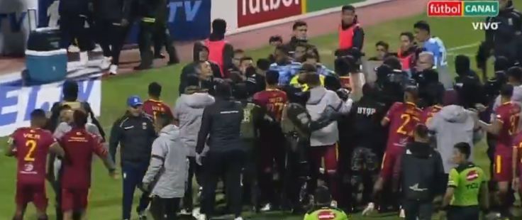 "Реал Оруро" — "Блуминг", Кубок Боливии, драка