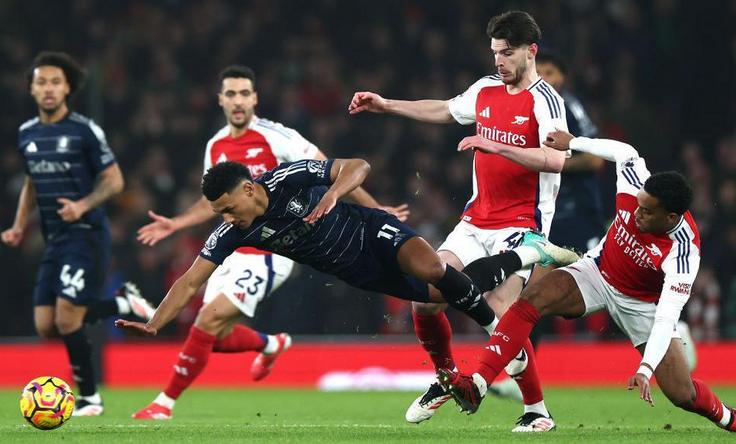 "Астон Вилла" — "Арсенал". Прогноз и варианты ставок на матч АПЛ 6 декабря