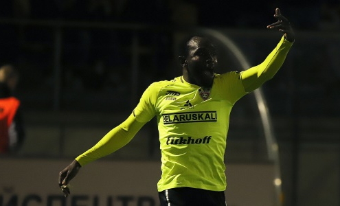 Дембо Дарбо. Фото - fcshakhter.by