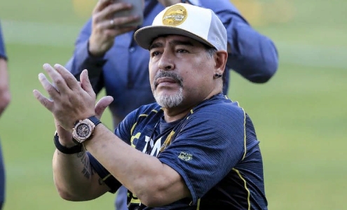 Диего Марадона