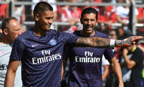 Альфонс Ареола и Джанлуиджи Буффон