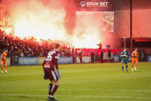 Чемпионат Польши-2021/22. Термалика - Легия - 0:0. Фото tarnow.ikc.pl