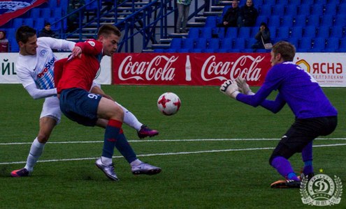 ЧБ-2017. Минск - Динамо Минск. Владимир Хващинский рвется к воротам. Фото dinamo-minsk.by
