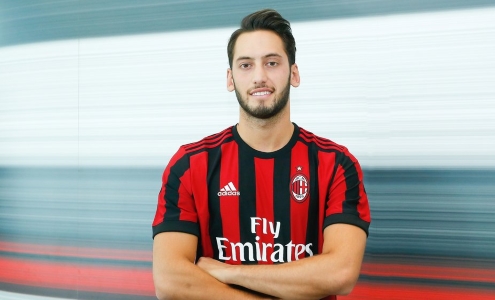 Хакан Чалханоглу