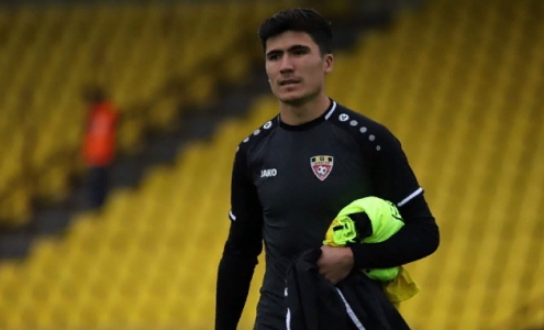 Джасурбек Яхшибоев. Фото fcshakhter.by