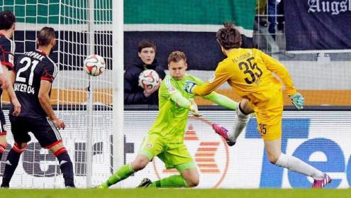 Голевой удар Марвина Хитца