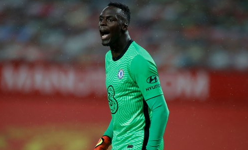 Эдуар Менди