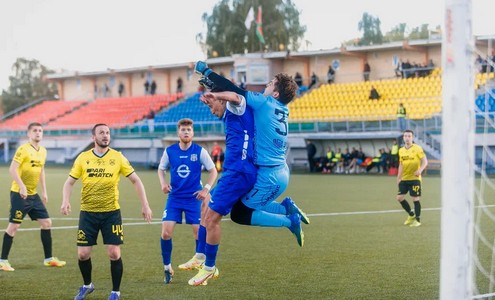 КБ-2022/23. Юни Минск - Нафтан. Фото Юни Минск