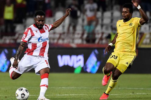 Момо Янсане. Фото ФК "Црвена Звезда"