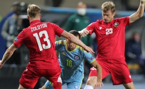 Павел Нехайчик